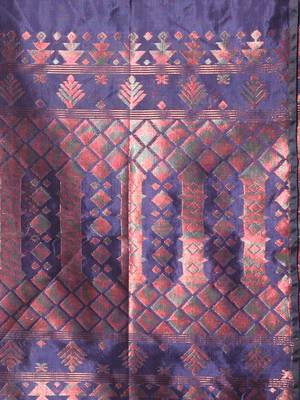 Navy Blue Silk Matka Handwoven Saree With Texture Designs 4