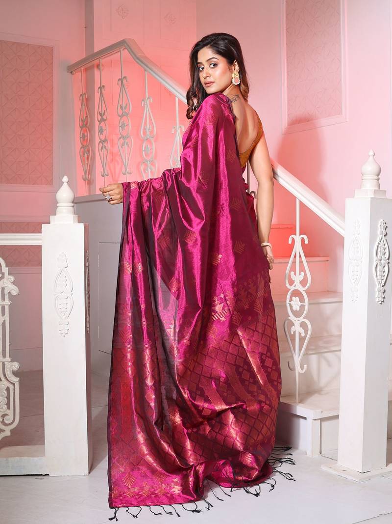 Magenta Silk Matka Handwoven Saree With Texture Designs