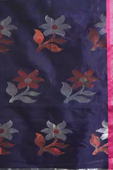 Teal Silk Matka Handwoven Saree With Flower Motifs And Contrast Pallu