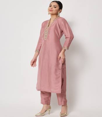 Soft Mauve Thread Embroidered Kurti with Pants 4