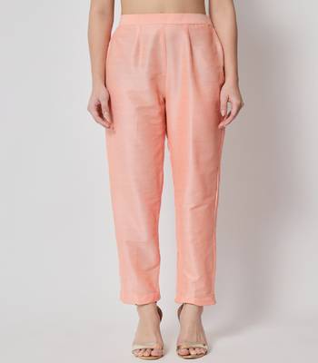 Peach Smiles Straight Kurti with Pants 2