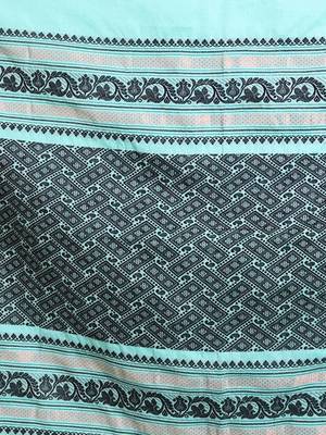 Sea Green Cotton Handspun Handwoven Saree With Woven Zari Floral Motifs And Contrast Borders 5