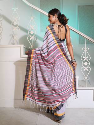 White Cotton Handspun Handwoven Saree With Stripes Pattern 4