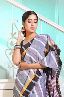 Grey Cotton Handspun Handwoven Saree With Stripes Pattern