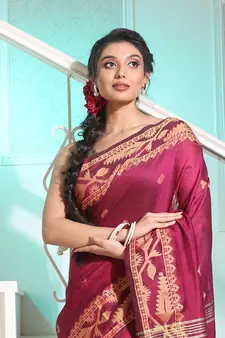 Magenta Cotton Handspun Saree With Woven Jamdani Borders