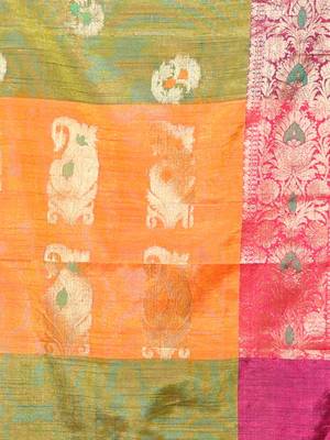 Sap Green Cotton Blend Handwoven Saree With Zari Woven Nakshi Designs 5
