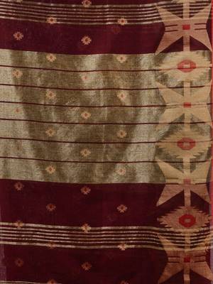 Maroon Cotton Handwoven Saree With Texture Pattern 5