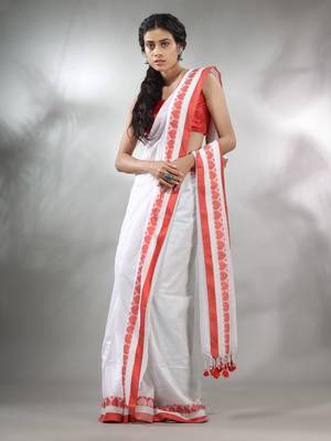 White Cotton Handwoven Saree With Woven Heart Borders 2