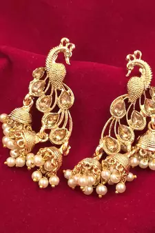 Gold earrings