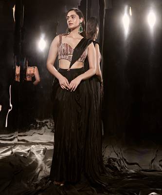 Black Embroidered Pre-Draped Saree Set With Corset Blouse 1