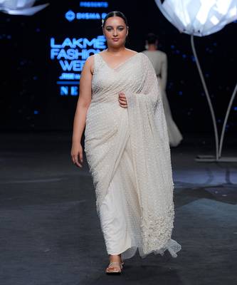 Argent White Hand Embroidered Pre Drape Saree Set 1
