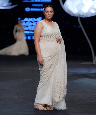 Argent White Hand Embroidered Pre Drape Saree Set 2