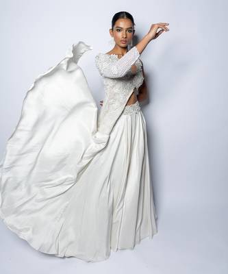 Argent White Assymetrical Embellished Jacket Set 2