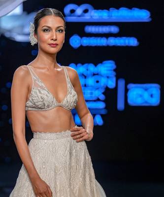Argent White Godet Embellished Lehenga Set 2