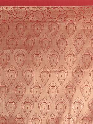 Maroon Handwoven Brocade Silk Saree With Zari Woven Designs 5