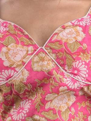 Pink Cotton Blouse With Floral Print Free Size 2