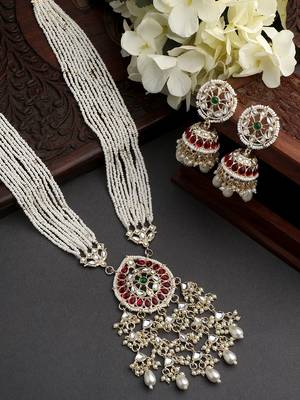 Pearls Beaded Gold Toned Jewellery Set For Bride To Be 1