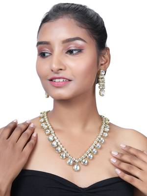 Pearls Beaded Gold Toned Choker Jewellery Set 2