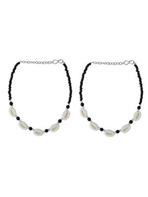 Styylo Fashion Set of 2 White Sea Shell and Black Beaded Handcrafted Anklets 4