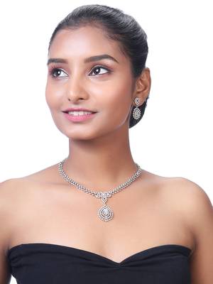 Stunning Eye-Catchy Silver Toned Toned CZ-Studded Jewellery Set 2