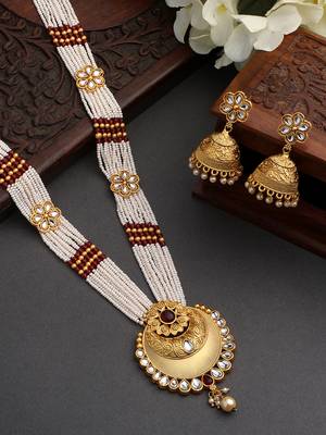 Pearls Beaded Gold Toned Jewellery Set 1