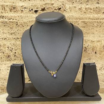 Gold mangalsutra 4
