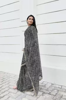 Black Printed Georgette Saree With Blouse