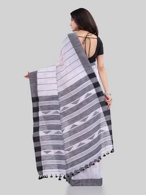 Black woven cotton saree with blouse 3