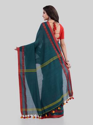 Green woven cotton saree with blouse 3