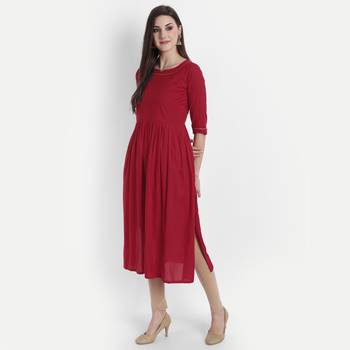 Red plain viscose kurtas-and-kurtis 2