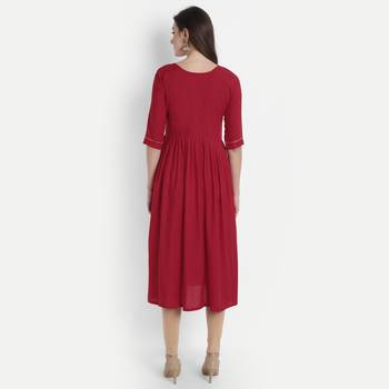Red plain viscose kurtas-and-kurtis 4