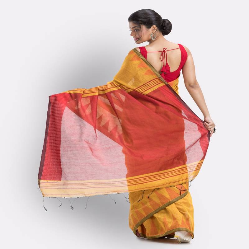 Yellow Cotton Blend Handloom Saree