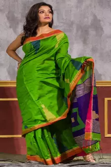 Green Cotton Blend Handloom Saree