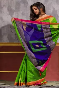 Green Cotton Blend Handloom Saree