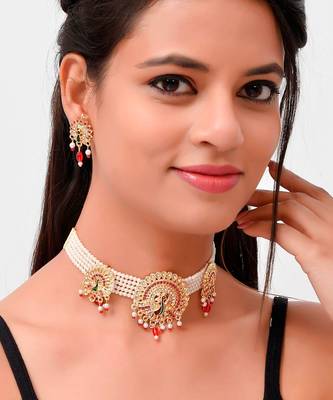 Gold Plated Kundan Studded Peacock Brooch Necklace Set 1