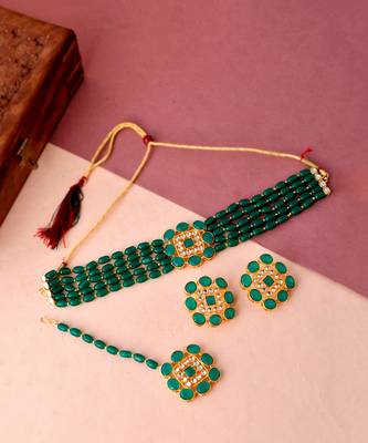 Gold Plated & Green Beaded Choker Necklace Set With Maang Tikka 2