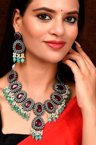 Silver Plated Maroon & Green Artificial Stone Studded Necklace Set