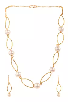 Gold Toned Pearl Western Necklace Set