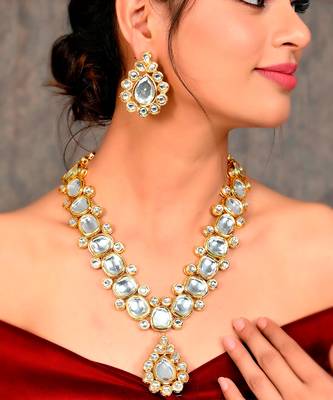 Gold Plated Heavy Kundan Necklace Set 1