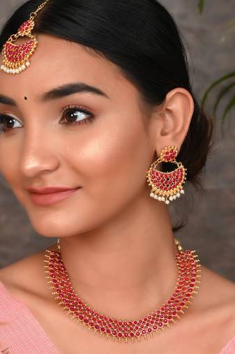 Gold Plated Heavy Bridal Necklace Set With Maang Tikka