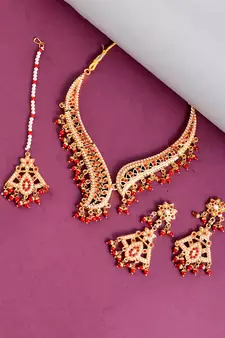Gold Plated Ethnic Traditional Necklace Set With Maang Tikka