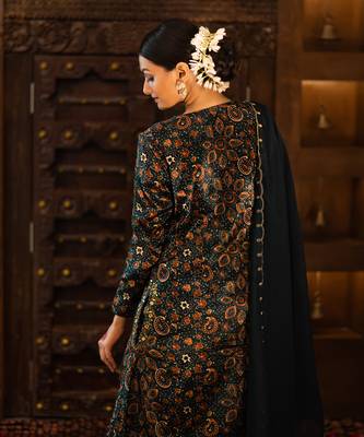 Emerald Green Viscose Kurta Set 4