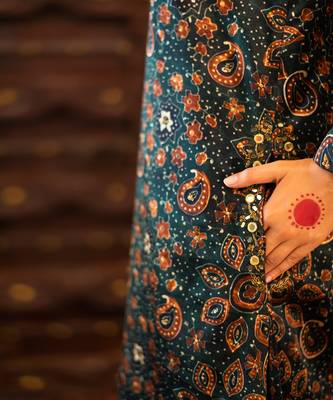 Emerald Green Viscose Kurta Set 5