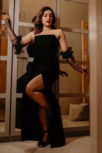 Black Velvet Gowns