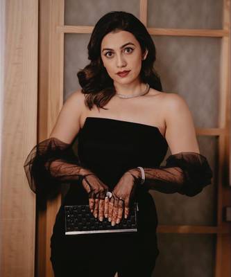 Black Velvet Gowns 5