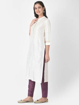 Span White Embroidered Straight Kurta 4
