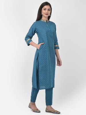 Span Blue Embroidered Straight Kurta 2