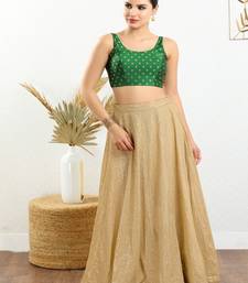 Art Silk Padded Back Open Sleeveless Blouse