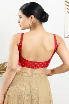 Art Silk Padded Back Open Sleeveless Blouse