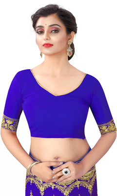 Royal Blue Georgette Embriodered Saree With Blouse Piece. 4